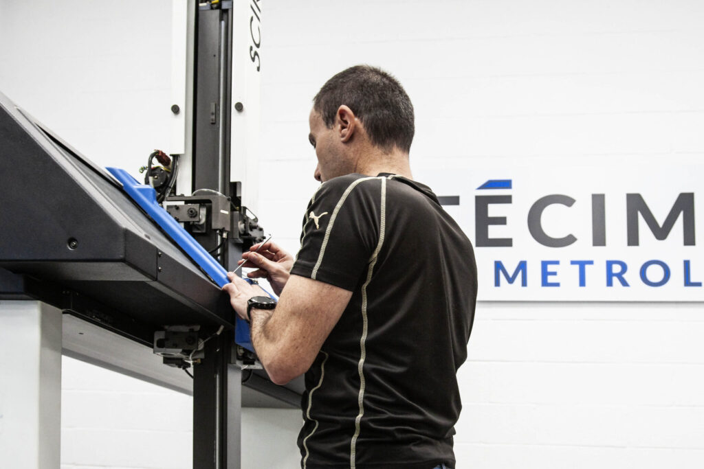 retrofit actualizacion mantenimiento maquina de medicion por coordenadas tridimensional teciman metrologia